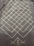 GRACE NEUTRAL CROP CIRCLE GREY SMALL TEE