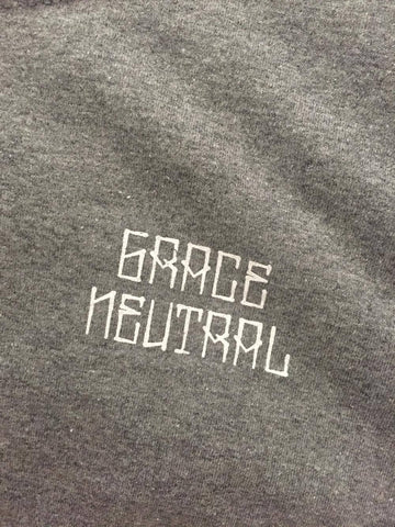 GRACE NEUTRAL CROP CIRCLE GREY SMALL TEE